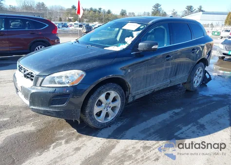 2013 Volvo Xc60 3.2/3.2 Platinum/3.2 Premier/3.2 Premier Plus z USA, uszkodzony, nr VIN YV4940DZ7D2421161